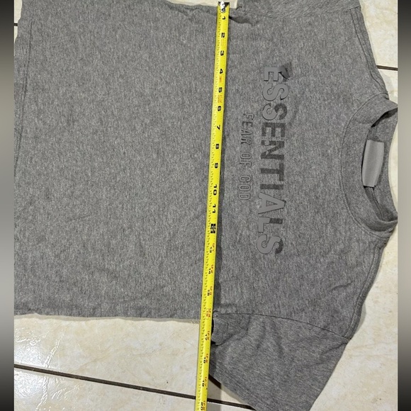 Essentials Fear Of God Kids shirt (Sz 8m) DAMAGE - Picture 6 of 10